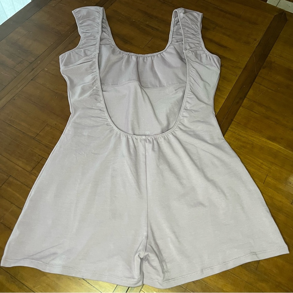 NEW FREE PEOPLE Weekend Friend Shortie Women's Romper In Lilac Size M - Picture 8 of 12